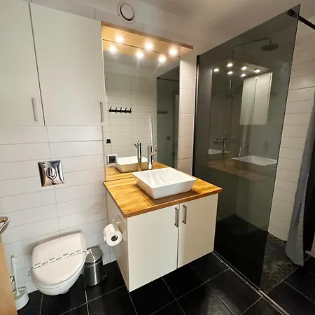 Apartment Reykjavik Central Apartments *